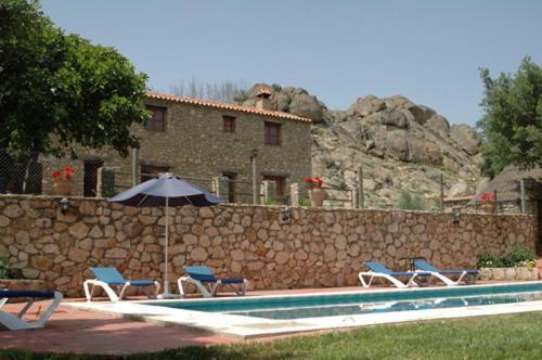 Casa Rural Virgen De La Cabeza Guest House Valencia de Alcántara Екстериор снимка